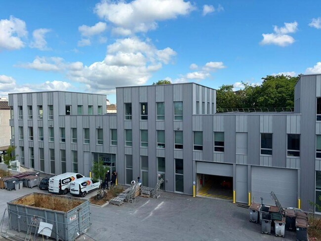 Plus de détails pour 18 Rue Des Charretiers, Argenteuil - Local d'activités à louer