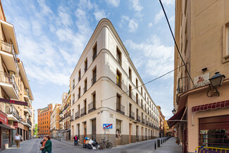 Plus de détails pour Calle De Santa Ana, 8, Madrid - Local commercial à louer