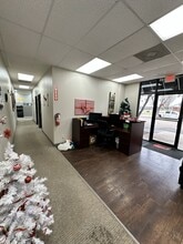 150 Settlement Dr, Bastrop, TX à louer Photo intérieure– Image 2 sur 10