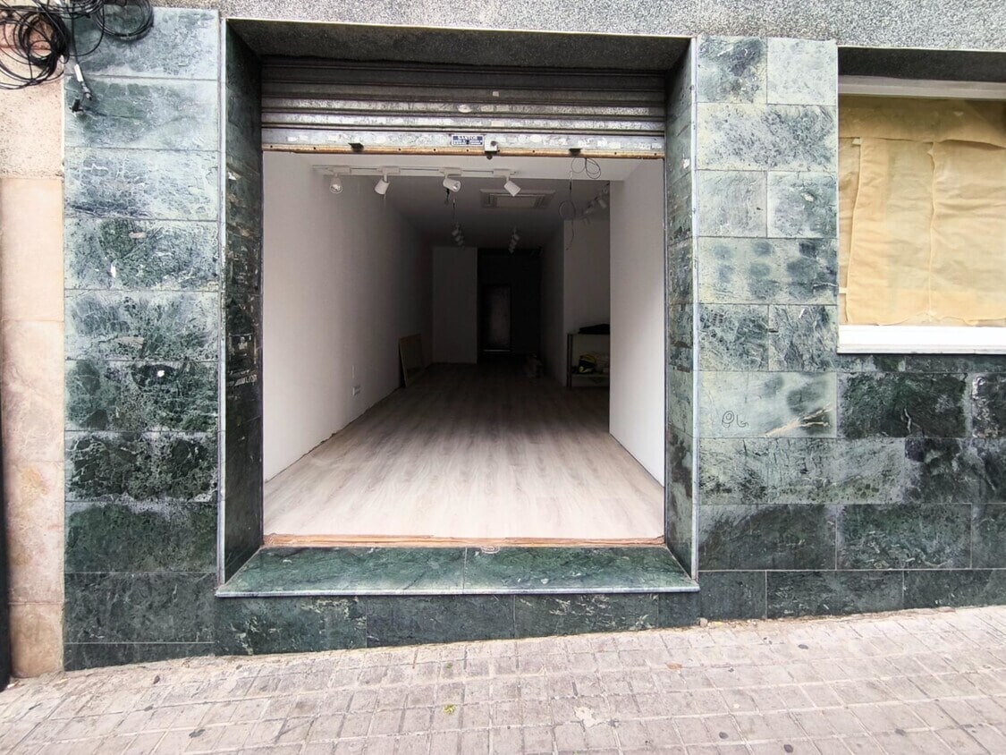 Avenida de Tomás Giménez, 54, L'Hospitalet de Llobregat, Barcelona à vendre Photo principale– Image 1 sur 4