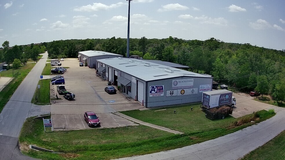 2900-2906 Cain Rd, College Station, TX à louer - Photo de l’immeuble – Image 2 sur 7