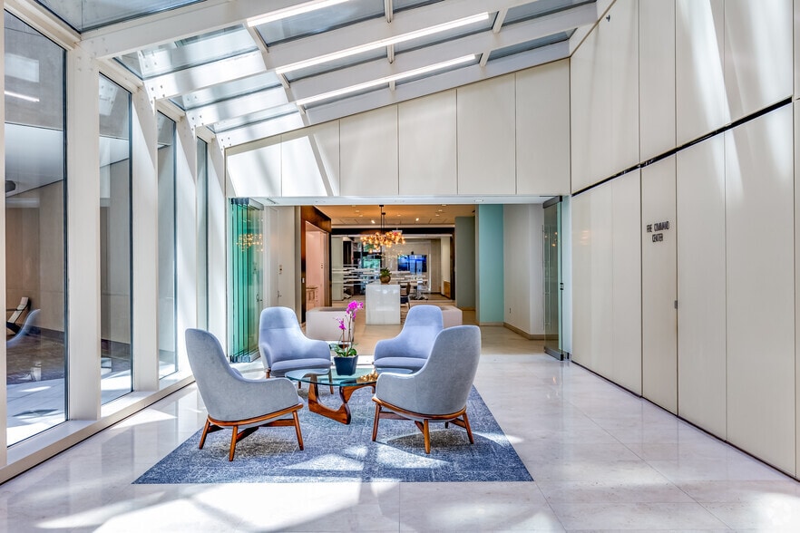 1255 23rd St NW, Washington, DC à louer - Hall d’entrée – Image 3 sur 21