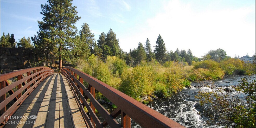 62968 O B Riley Rd, Bend, OR à louer - Photo de l’immeuble – Image 3 sur 4