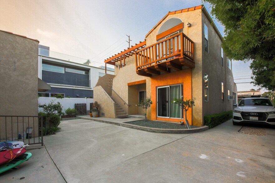 1943 19th St, Santa Monica, CA à vendre - Photo de l’immeuble – Image 3 sur 17
