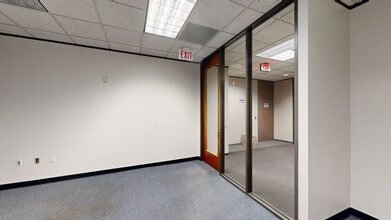 10777 Westheimer Rd, Houston, TX à louer Numérisation 3D Matterport– Image 1 sur 10