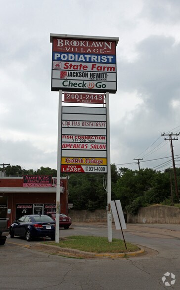 2401-2443 W Kiest Blvd, Dallas, TX à louer - Photo de l’immeuble – Image 2 sur 4