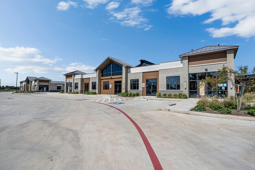 Imperial Park Office Condos portefeuille de 5 biens à vendre sur LoopNet.fr - Photo de l’immeuble – Image 2 sur 35