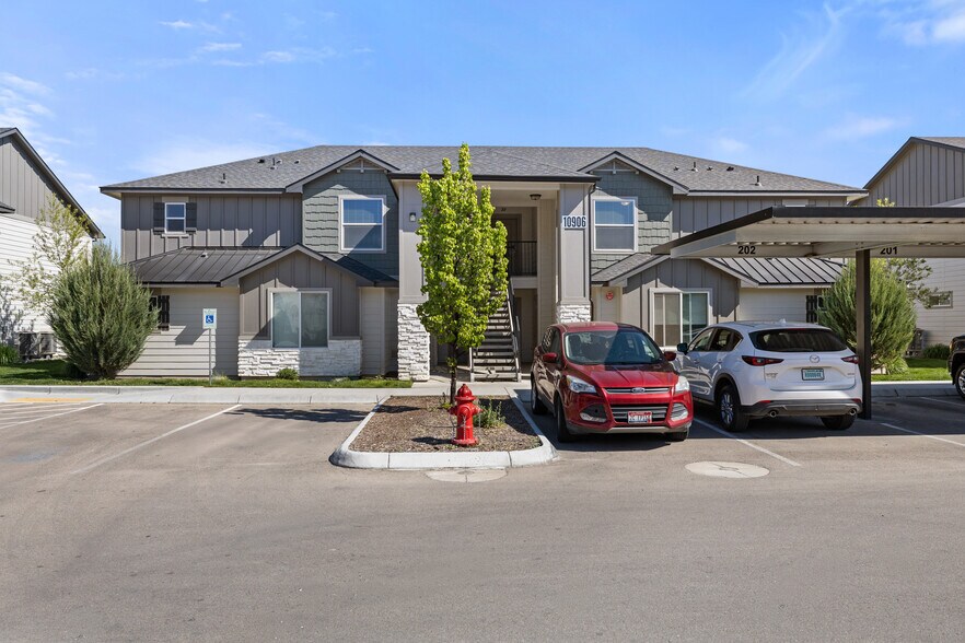 10890 Blue River Ln, Nampa, ID à vendre - Photo de l’immeuble – Image 3 sur 17