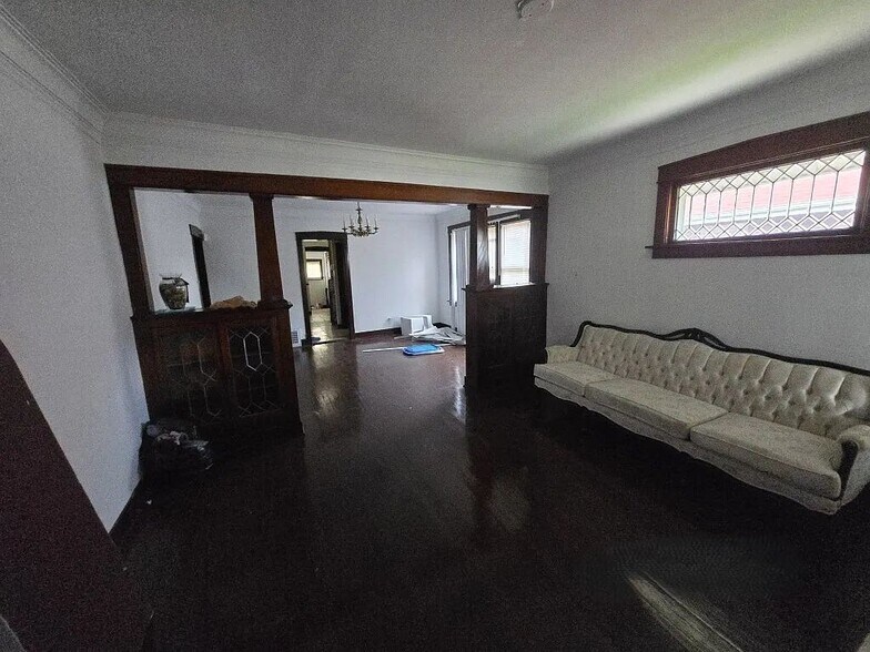 234 156th Pl, Calumet City, IL à louer - Photo de l’immeuble – Image 3 sur 4