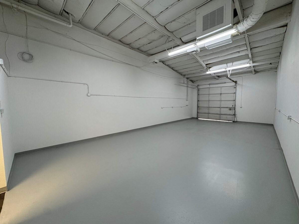 2485 Autumnvale Dr, San Jose, CA 95131 - Lot H -  - Photo intérieure - Image 1 of 8