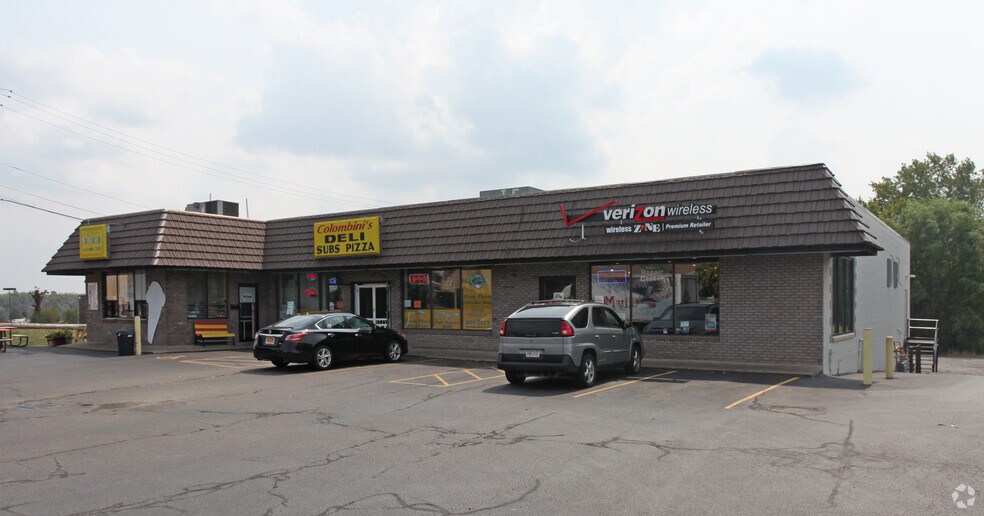 3193 Chili Ave, Rochester, NY à vendre - Photo de l’immeuble – Image 2 sur 14