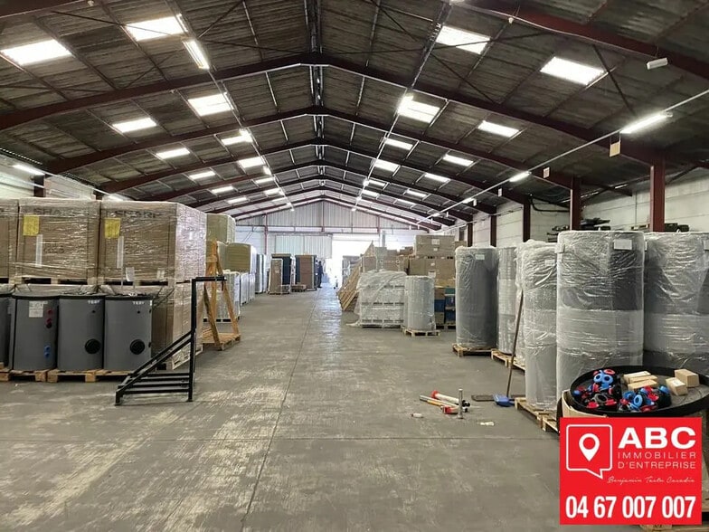 Industriel/Logistique dans Cournonsec à louer - Photo de l’immeuble – Image 2 sur 3