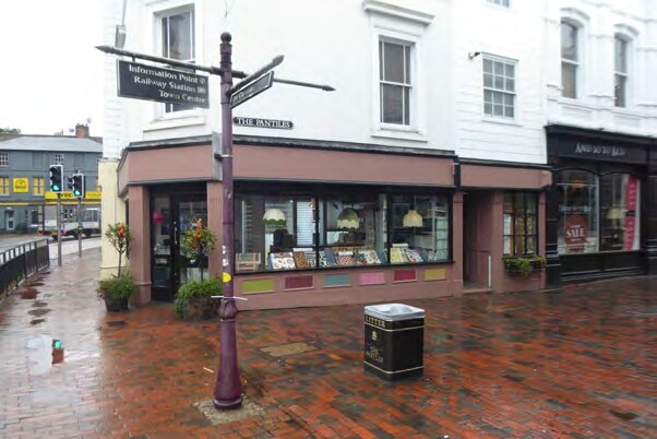 1 The Pantiles, Tunbridge Wells à vendre - Photo de l’immeuble – Image 2 sur 6