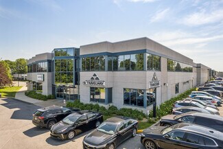 Plus de détails pour 4600-4612 Chemin Du Bois-Franc, Saint-Laurent, QC - Industriel/Logistique à louer