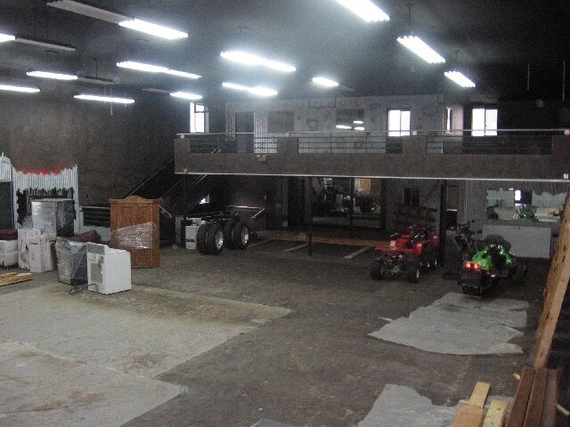 8 E McKinley Ave, Kellogg, ID à louer - Photo de l’immeuble – Image 2 sur 14