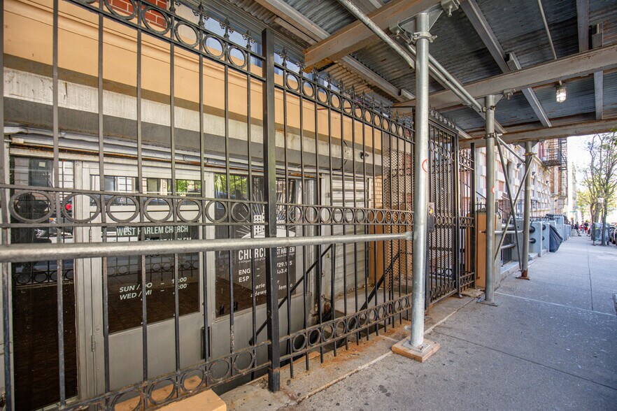 508 W 139th St, New York, NY à louer - Photo de l’immeuble – Image 3 sur 17