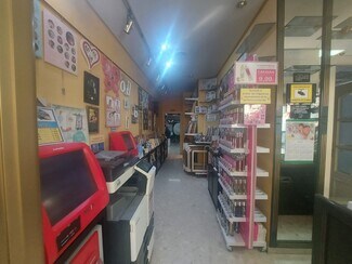 Plus de détails pour Local commercial à louer