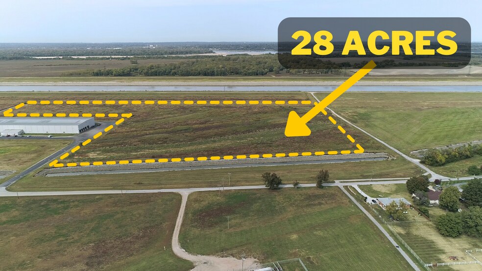335 Old Rock Rd, Granite City, IL à louer - Aérien – Image 2 sur 2