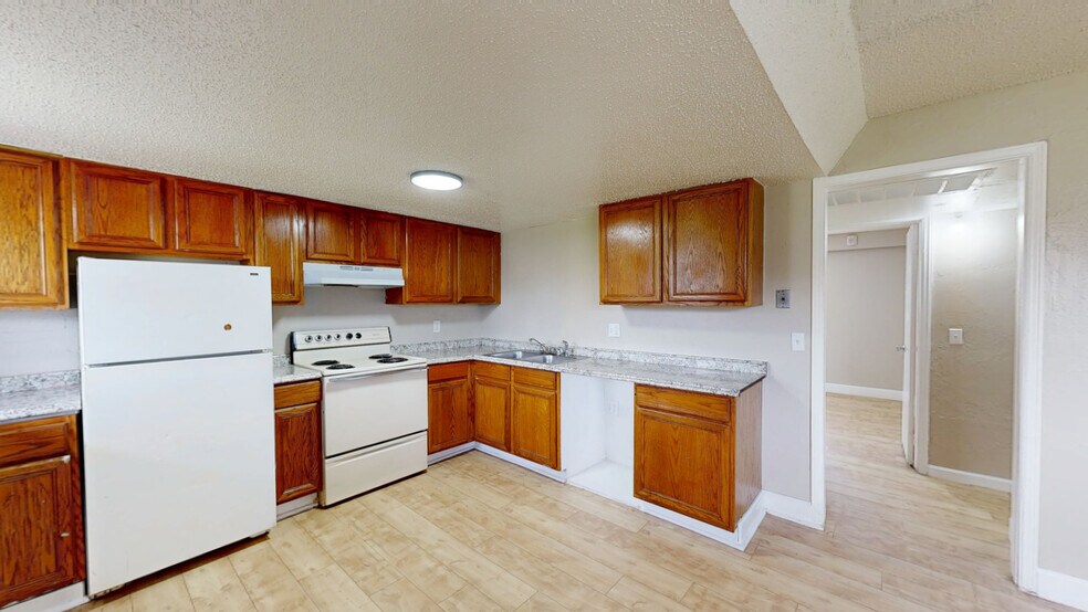 2321 N Meridian Ave, Oklahoma City, OK à vendre - Numérisation 3D Matterport – Image 2 sur 13