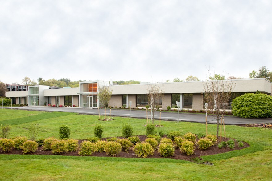 101 Hartwell Ave, Lexington, MA à louer - Photo de l’immeuble – Image 3 sur 3