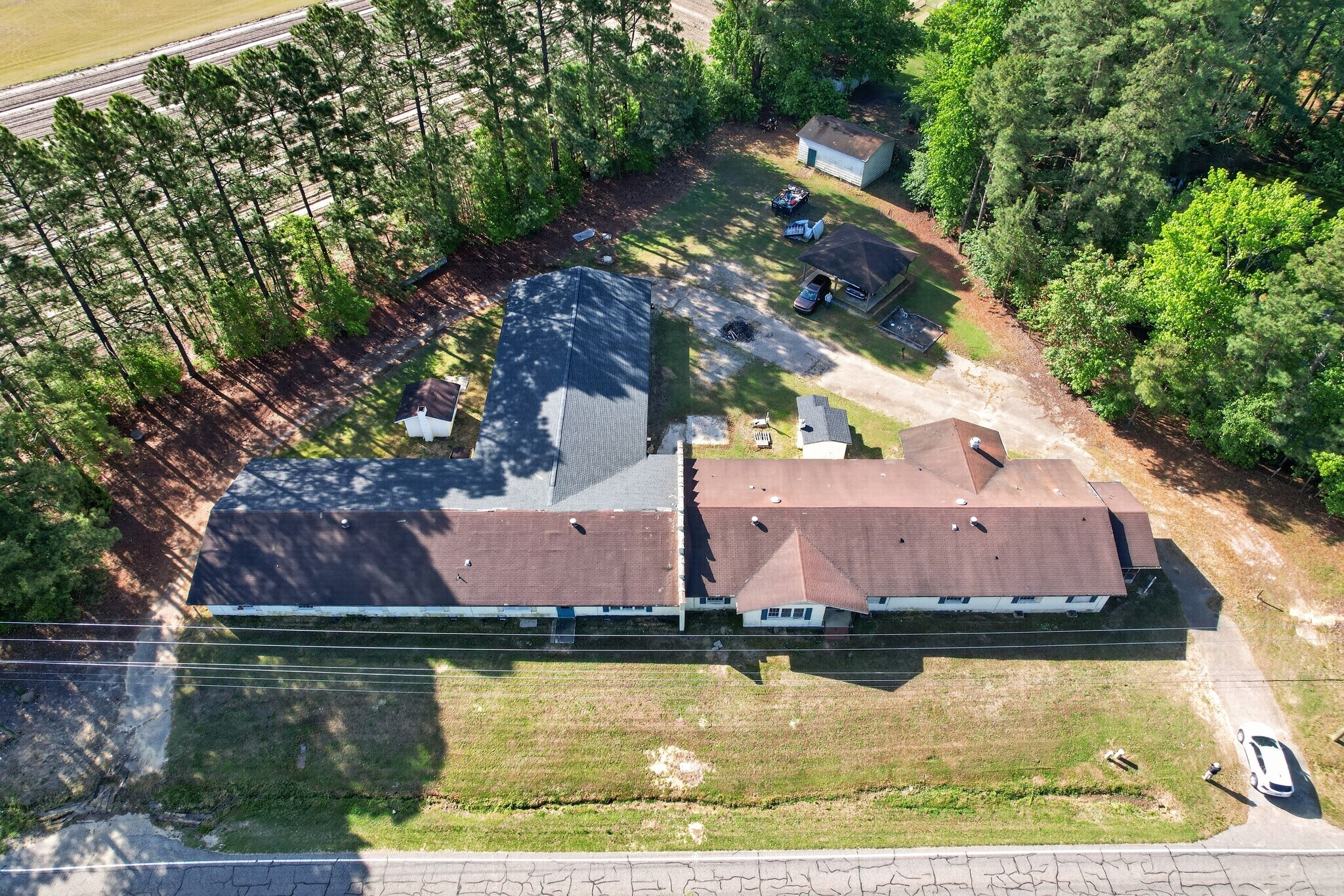 6828 Old Stage Rd N, Angier, NC à vendre Photo de l’immeuble– Image 1 sur 33