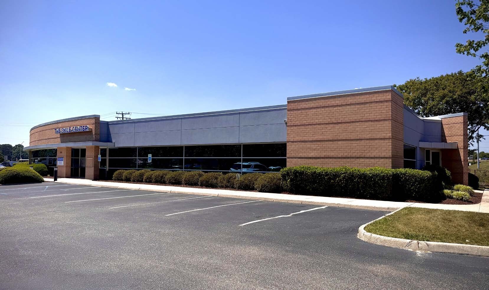 200 Grayson Rd, Virginia Beach, VA à louer Photo de l’immeuble– Image 1 sur 4