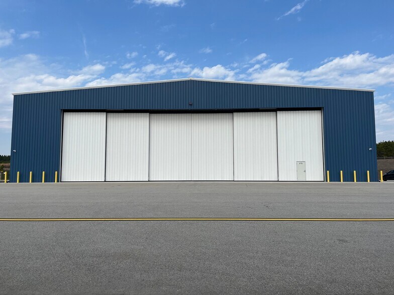 440 Airport Rd, Louisburg, NC à louer - Photo de l’immeuble – Image 1 sur 5