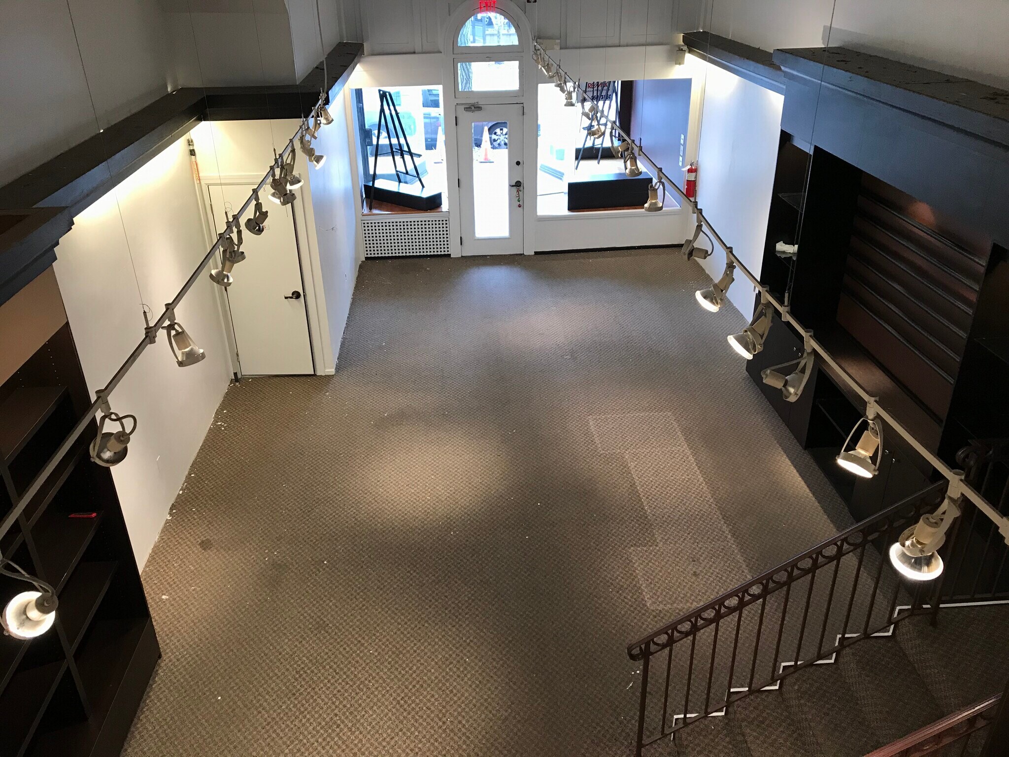 76 E Ridgewood Ave, Ridgewood, NJ à louer Photo principale– Image 1 sur 15