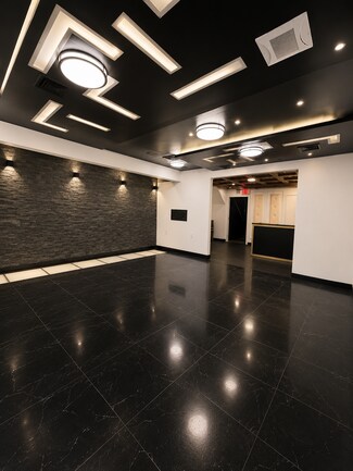 Plus de détails pour 133-42 37th Ave, Flushing, NY - Local commercial à louer
