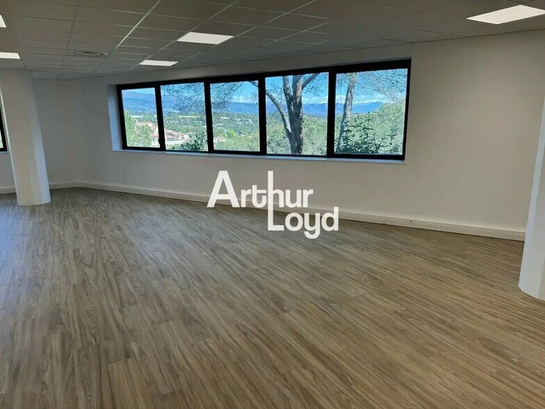 Bureau dans Valbonne à vendre - Photo intérieure – Image 3 sur 5