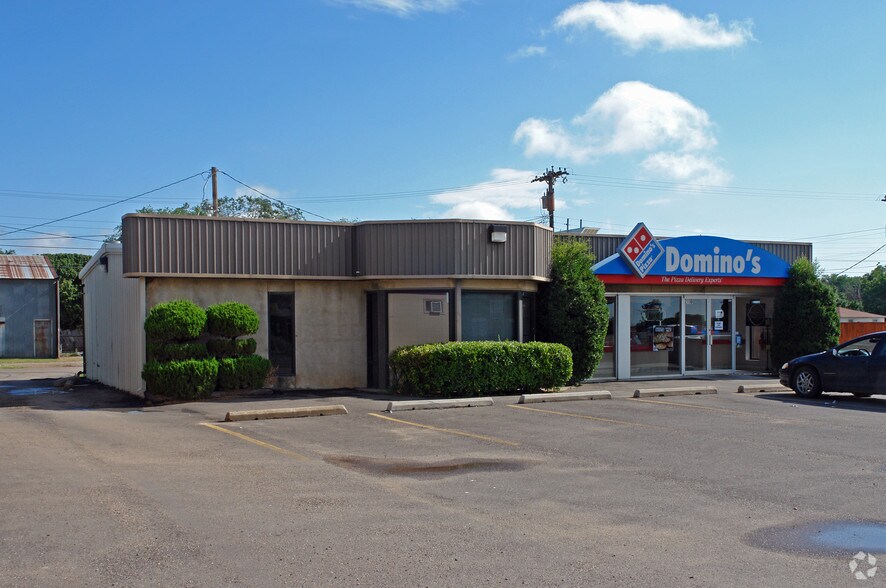 2110 W 5th St, Plainview, TX à vendre - Photo de l’immeuble – Image 2 sur 2