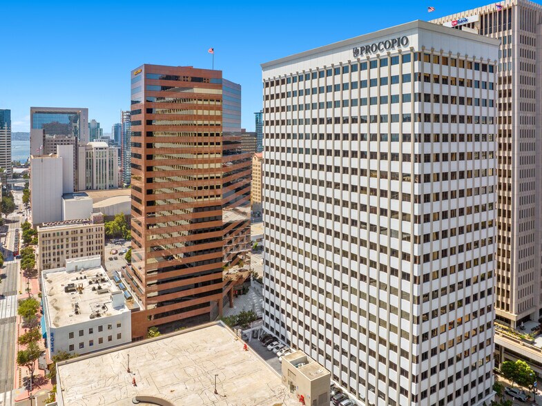 525 B St, San Diego, CA à vendre - Photo de l’immeuble – Image 3 sur 12