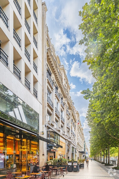 76-78 Avenue Des Champs Elysées, Paris à vendre - Photo de l’immeuble – Image 3 sur 14