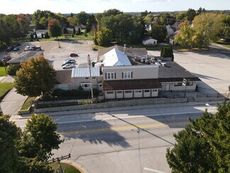 Plus de détails pour 120 S Wisconsin Dr, Howards Grove, WI - Local commercial à vendre