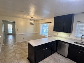 11154 Buffalo Rd, Clayton, NC à louer Photo intérieure– Image 2 sur 36
