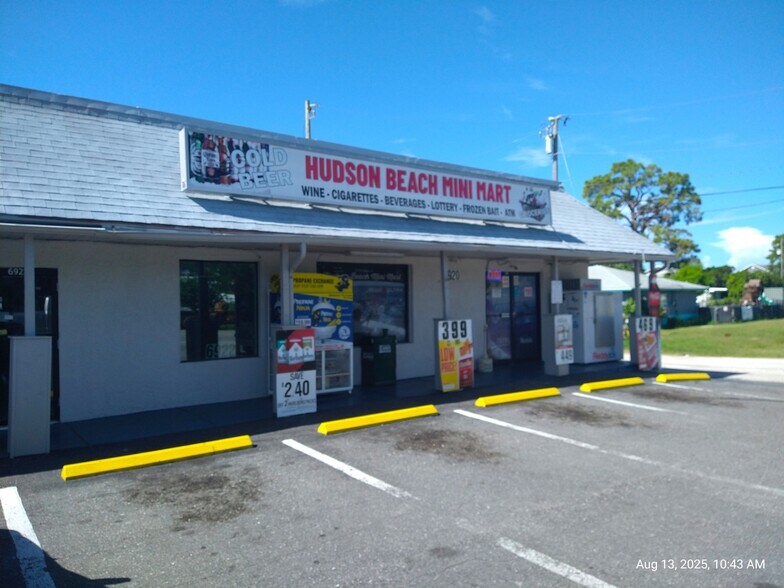 6920-6928 Clark St, Hudson, FL à vendre - Photo de l’immeuble – Image 3 sur 26