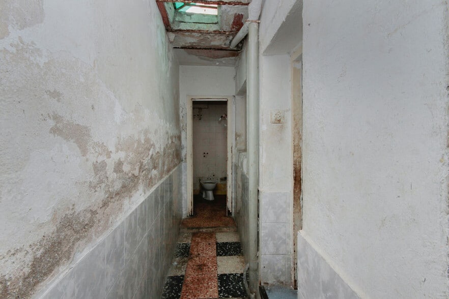 View Photo