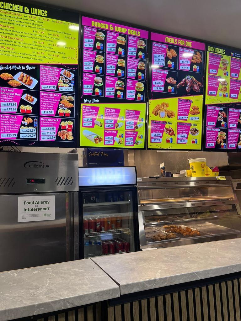 807 Wandsworth Rd, Londres à louer Photo de l’immeuble– Image 1 sur 8