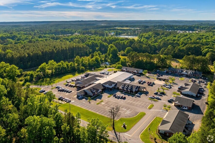 1450 Jones Dairy Rd, Jasper, AL à louer - Photo de l’immeuble – Image 1 sur 33
