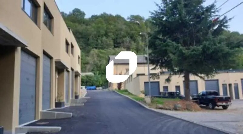 Bureau dans Neuville-sur-Saône à louer - Photo de l’immeuble – Image 1 sur 14