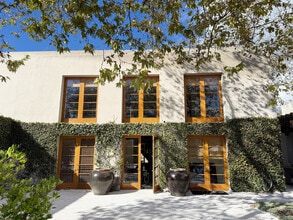 1505 E Valley Rd, Montecito, CA à louer Photo intérieure– Image 2 sur 4