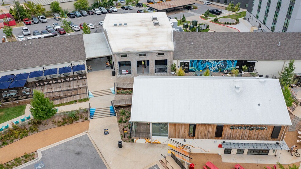 417 MLK Jr. Blvd, Fayetteville, AR à louer - Photo de l’immeuble – Image 2 sur 7