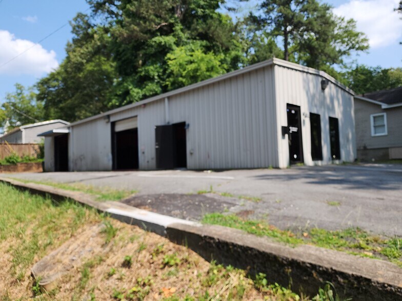 80 Moore Ave, Marietta, GA à vendre - Photo de l’immeuble – Image 2 sur 2