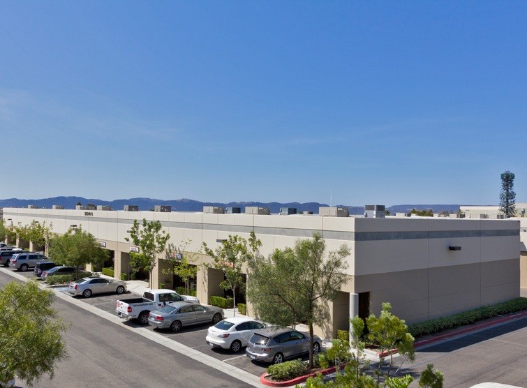 38340 Innovation Ct, Murrieta, CA à louer - Photo de l’immeuble – Image 2 sur 5