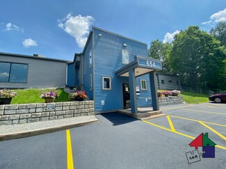 Plus de détails pour 654 Granger Rd, Barre, VT - Bureau/Local commercial à louer