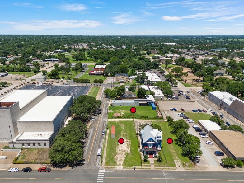 Investment Lots Near Downtown, Waco, TX à vendre - Aérien – Image 2 sur 2