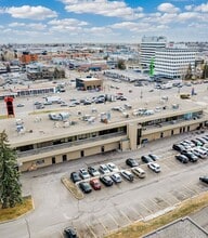 5809 Macleod Trl SW, Calgary, AB à louer Photo de l’immeuble– Image 2 sur 4