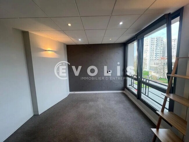 Plus de détails pour Bureau à louer