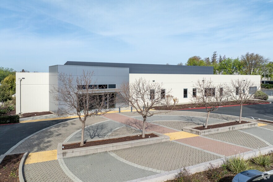 1140 Ringwood Ct, San Jose, CA à vendre - Photo de l’immeuble – Image 2 sur 32