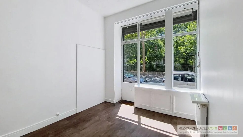 Local commercial dans Paris à louer - Photo intérieure – Image 2 sur 6